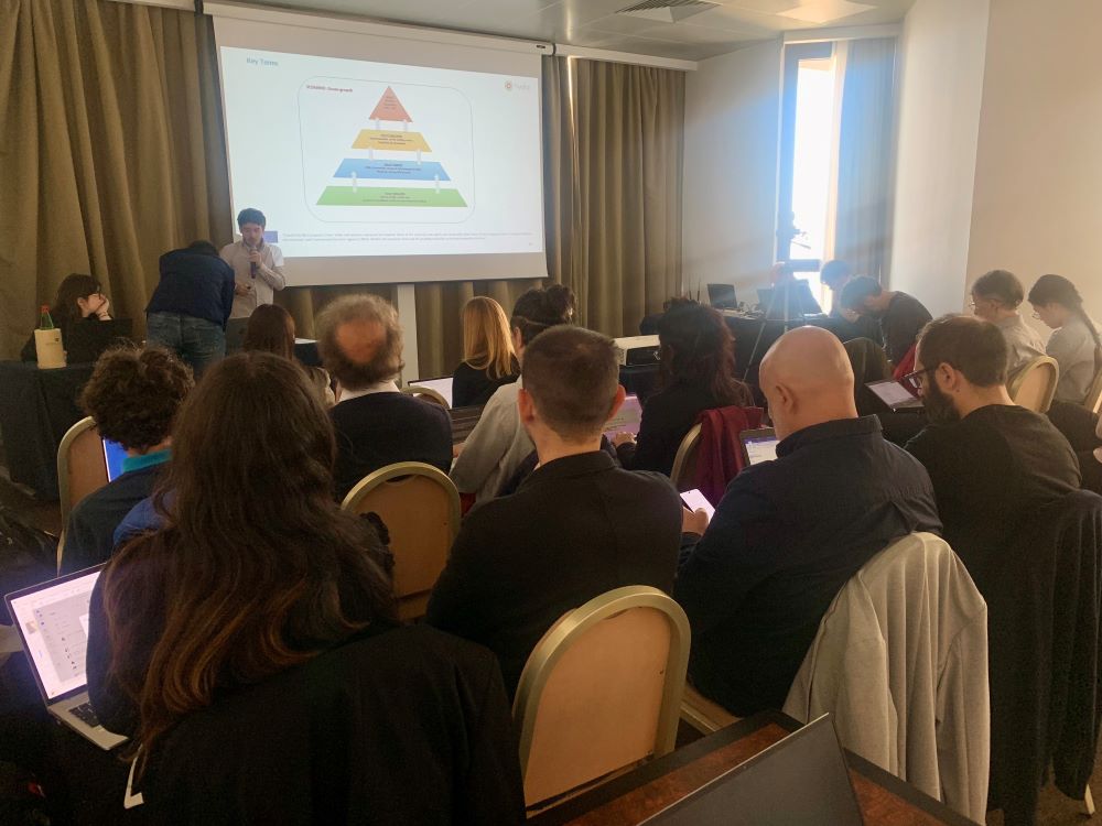 GAM24_Hydra_9 General Assembly Month 24 Hydra